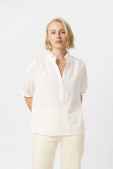 Kireina | Amber Shirt | White w/White Flower
