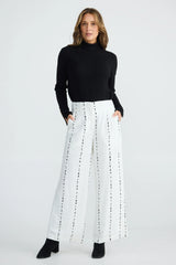 Brave & True | Pilot Knit | Black