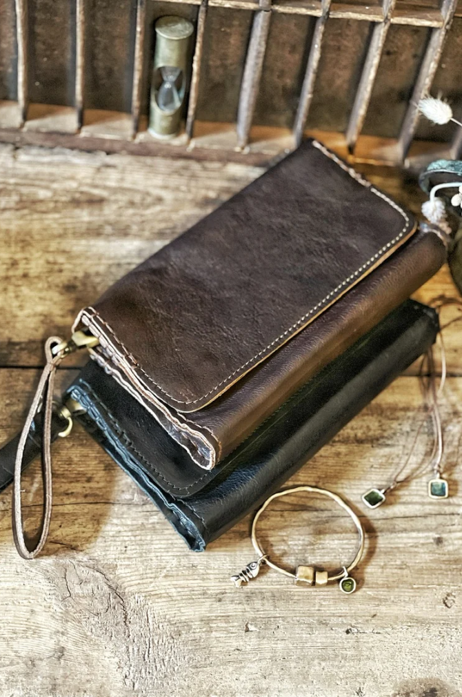 Importante | Borsellino Leather Wallet / Clutch Bag | Cacao