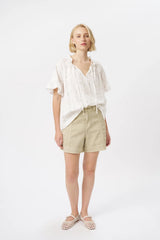 Kireina | Patricia Shirt | White w/White & Green Flower
