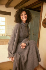 The Shanty | Lucerne Cardi | Charcoal